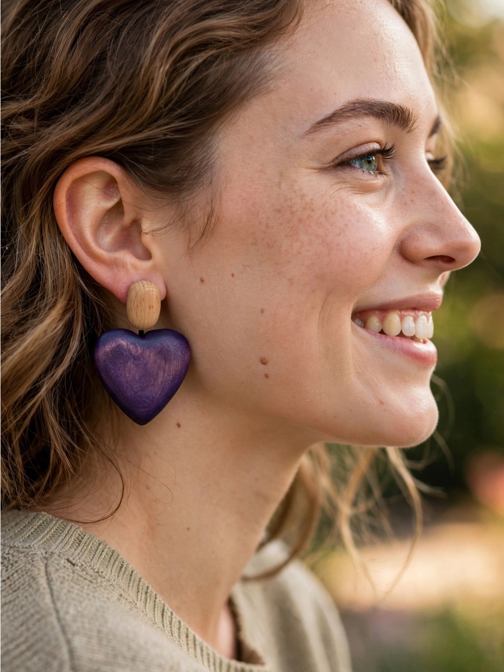 NWT Handmade Purple Stained Wooden Heart Clip On Dangle Earrings E107